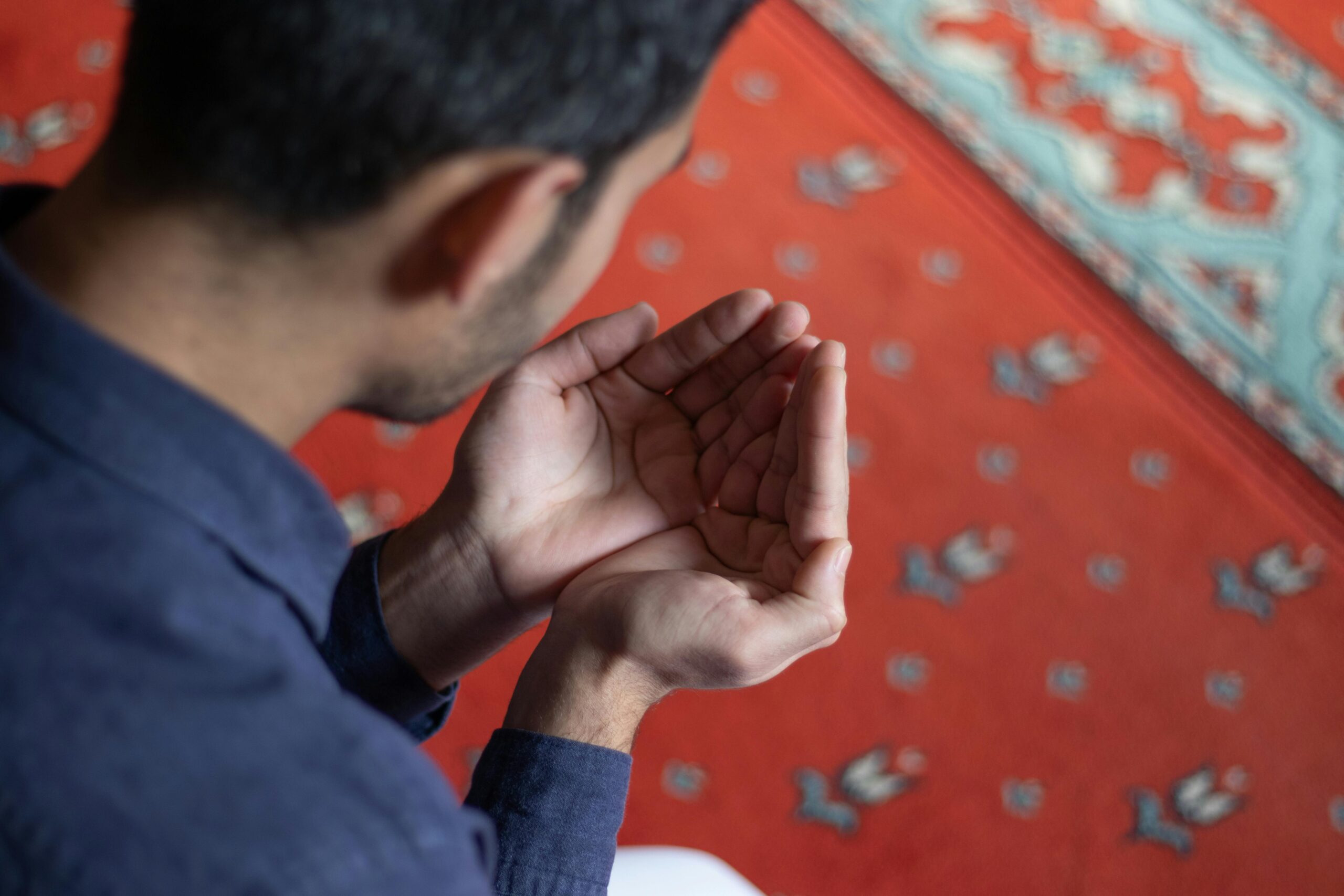 Försumma inte de religiösa plikterna