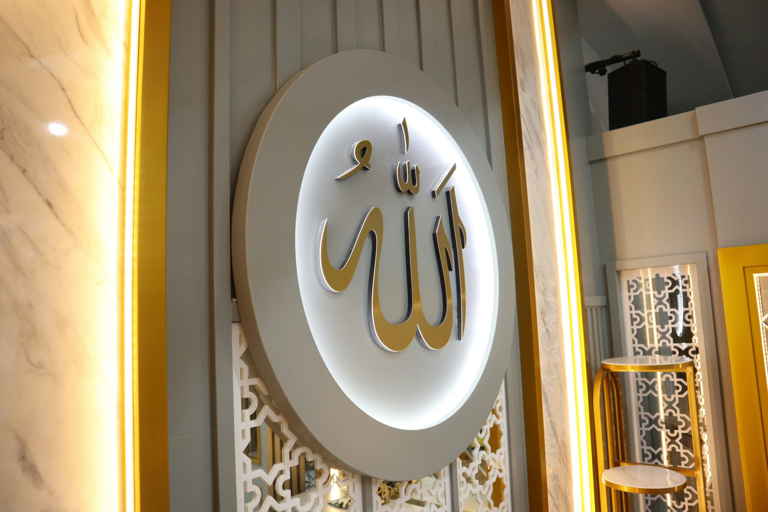Umayr ibn Wahb al-Jumahi blir Muslim